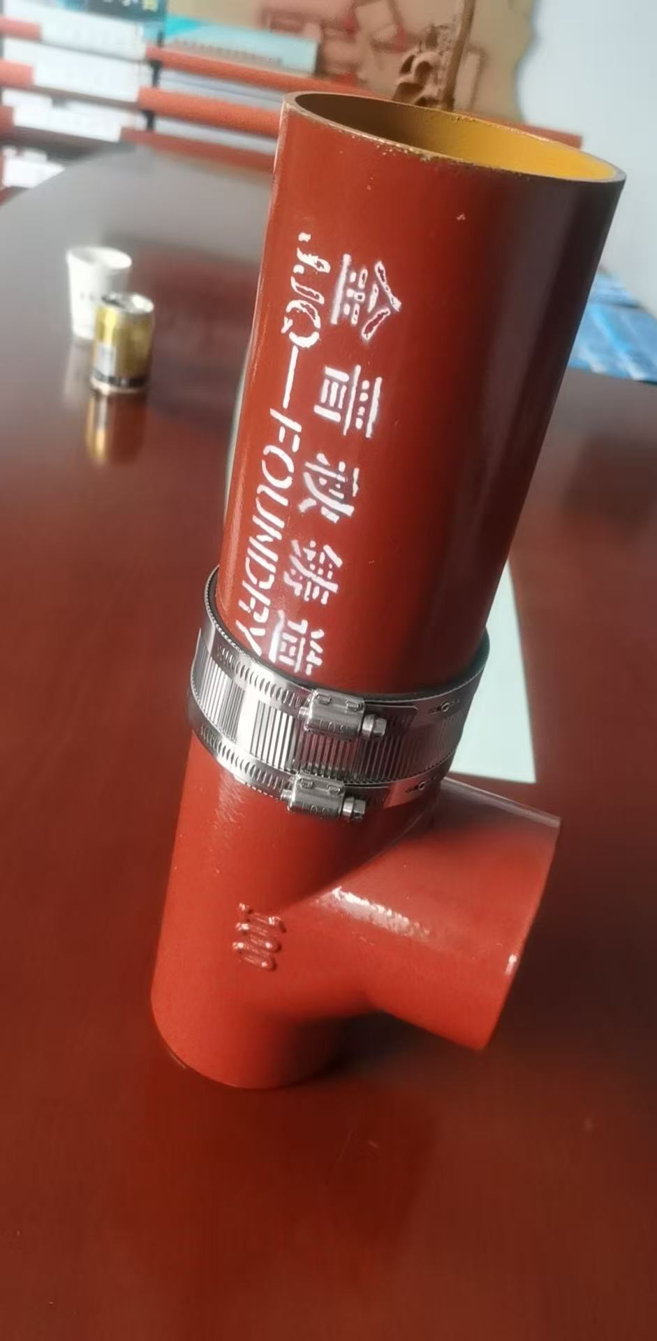 T三通